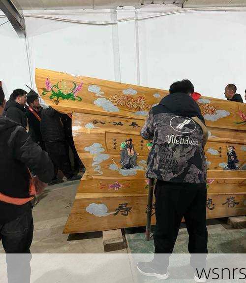 探索神秘之地，死亡棺材怎么走